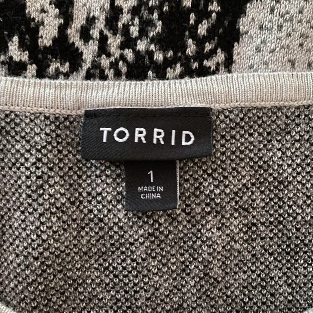 Torrid Black Snakeskin Print Sweater Knit Trapeze Dress Snake Grey 1X (Torrid 1) - Picture 9 of 11